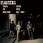 「そんな感じでFloatersはとにかくクソ野郎です！」1stアルバムをリリースしたドゥーム/スラッジ・トリオFLOATERSインタビュー！